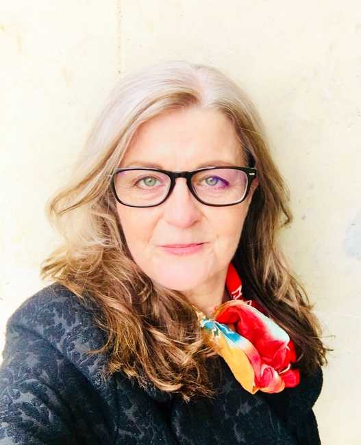 Portrait of Lynne McEwan