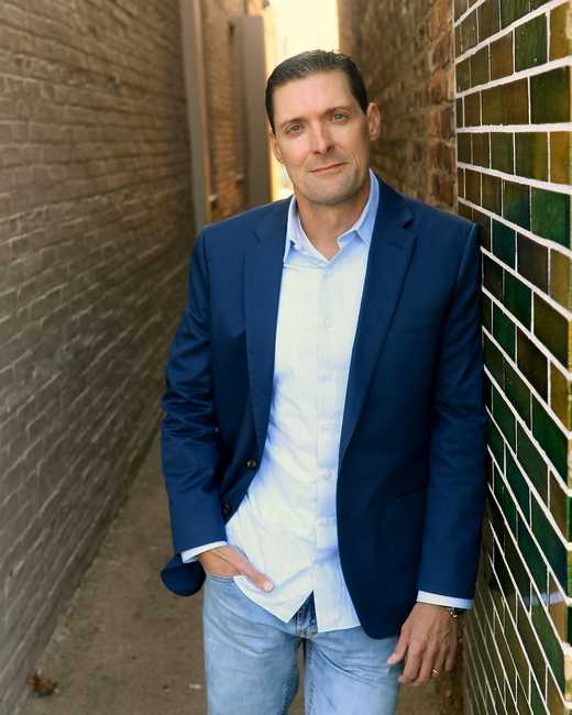 Portrait of Charlie Donlea